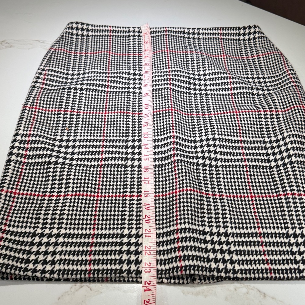 TALBOTS Straight Zipper Back Skirt, Classic Houndstooth, Black/White/Red - Picture 2 of 6